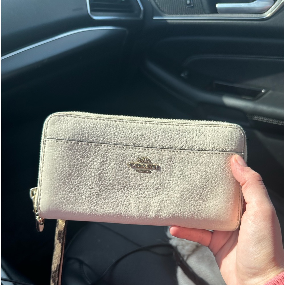 Coach wallet